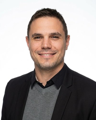 Jean-Claude Oosthuysen, Real Estate Agent